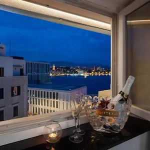 Top Rooms , Split Croatia